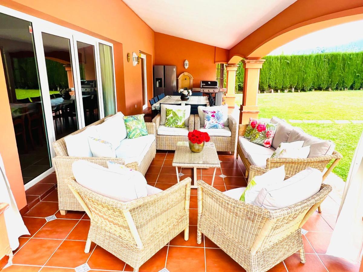 Villa Summer Sol Mediterranea Alhaurín de la Torre Exteriör bild